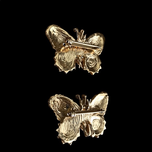 Vintage St. John Butterfly pave pins with Orange enamel and pearl detail. - Picture 3 of 4